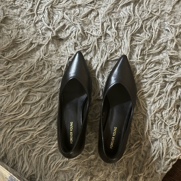 Formal black shoes - Picture 2 of 4